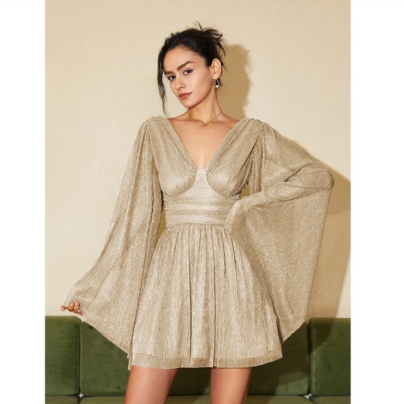 Champagne Beige Mini Dress Flared Bell Long Sleeve Fitted Waist - Picture 4 of 12